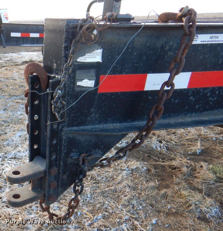 image for item II9754 2011 D&K trailer