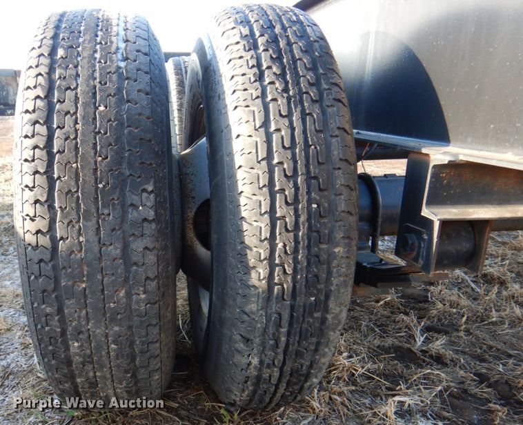 image for item II9754 2011 D&K trailer