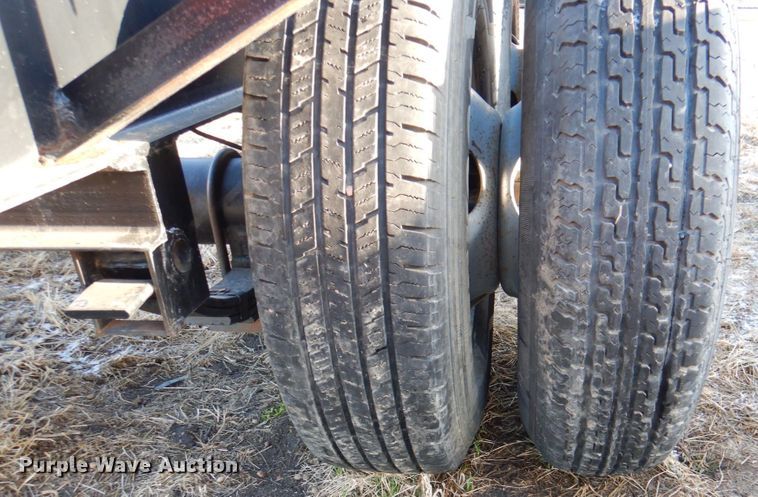 image for item II9754 2011 D&K trailer