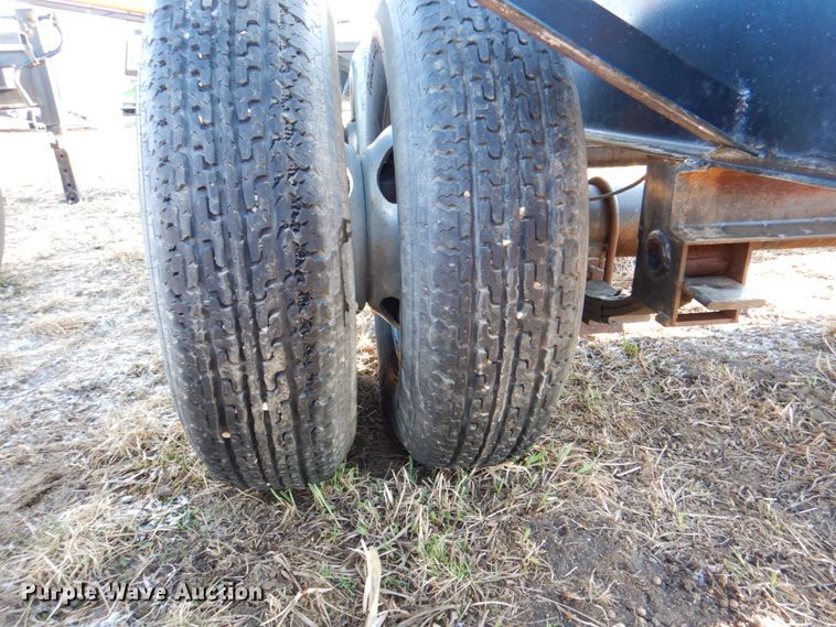 image for item II9755 2011 D&K trailer