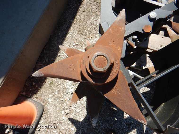 image for item II9827 Yetter track tiller