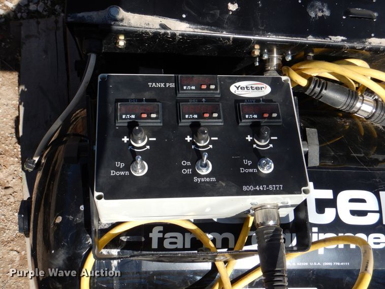 image for item II9828 Yetter air compressor