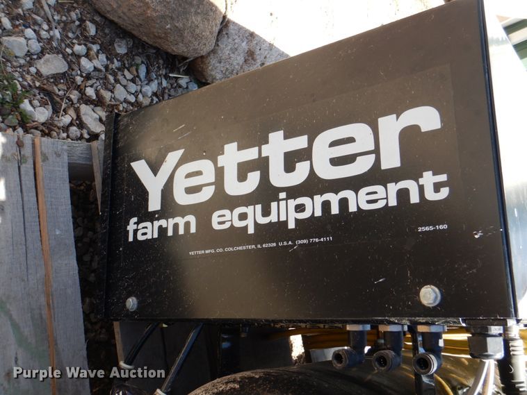 image for item II9828 Yetter air compressor