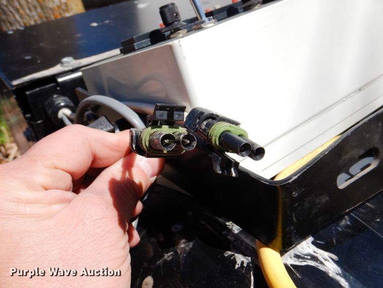 image for item II9828 Yetter air compressor