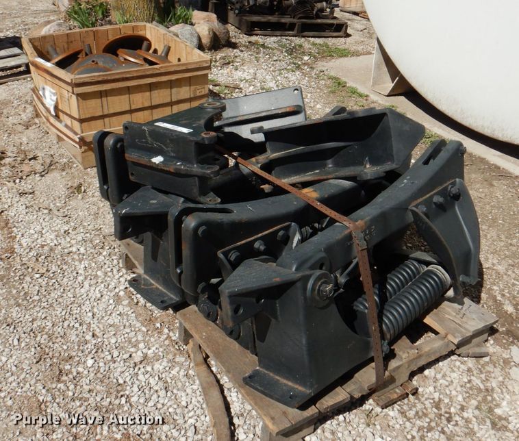 image for item II9830 (7) John Deere ripper shanks