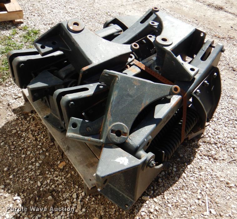 image for item II9830 (7) John Deere ripper shanks