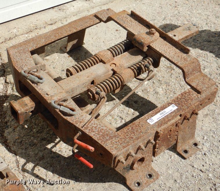 image for item II9833 DMI hitch