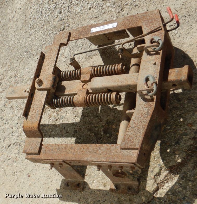 image for item II9833 DMI hitch