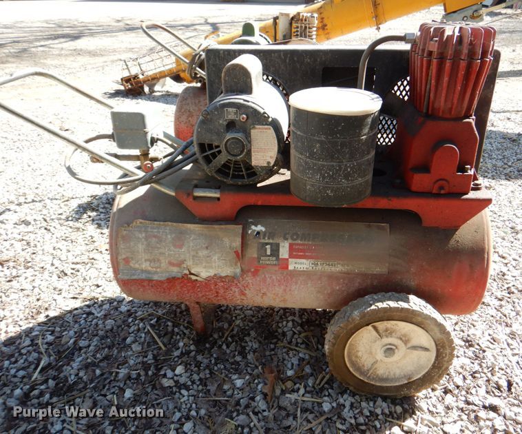 image for item II9835 (2) air compressors