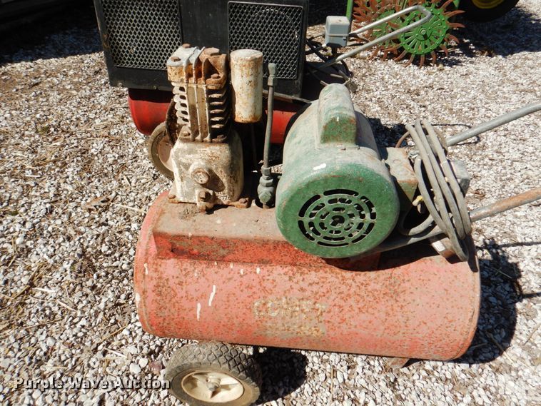 image for item II9835 (2) air compressors