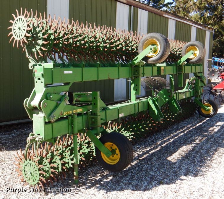 image for item II9836 John Deere 400  rotary hoe