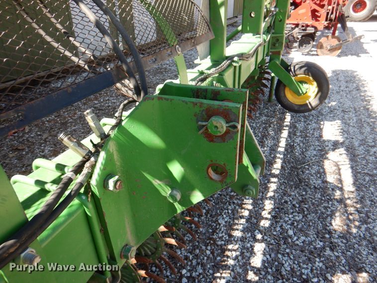 image for item II9836 John Deere 400  rotary hoe