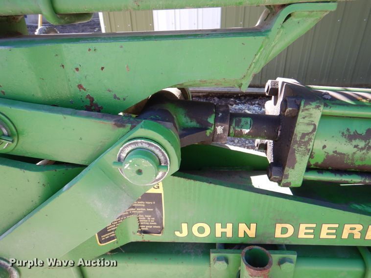 image for item II9836 John Deere 400  rotary hoe