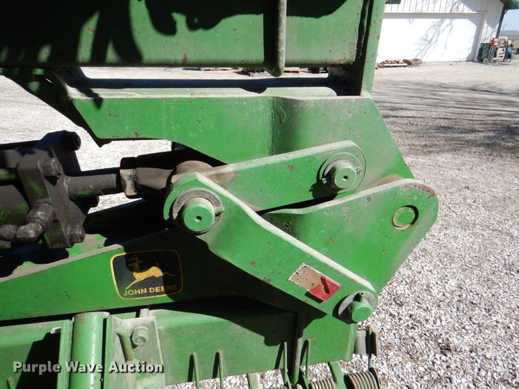 image for item II9836 John Deere 400  rotary hoe