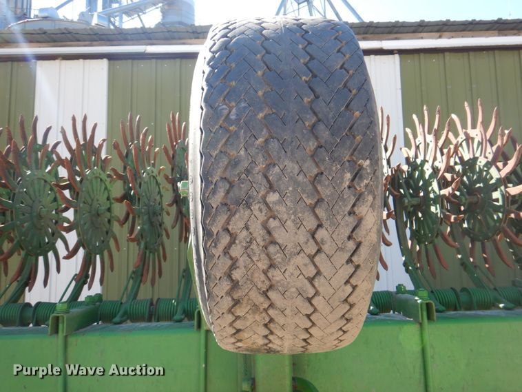 image for item II9836 John Deere 400  rotary hoe