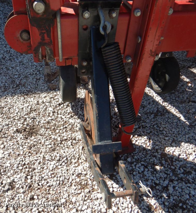 image for item II9837 Case IH 183  row crop cultivator
