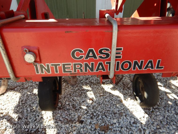 image for item II9837 Case IH 183  row crop cultivator