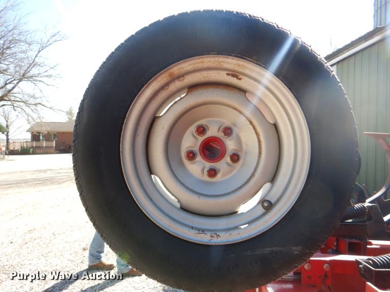 image for item II9837 Case IH 183  row crop cultivator