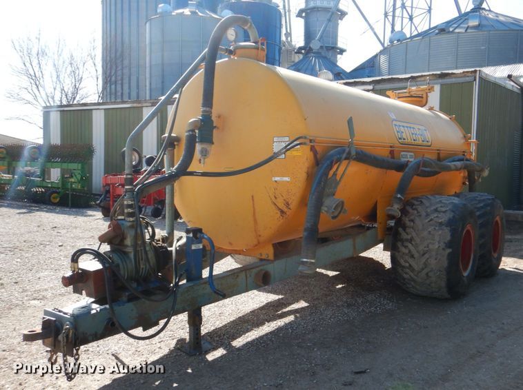 image for item II9838 Betterbilt 3350 liquid manure spreader