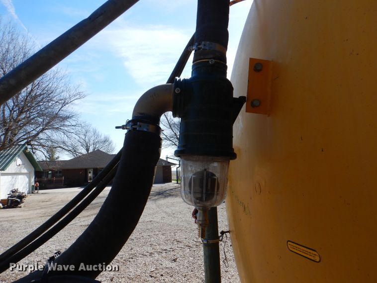 image for item II9838 Betterbilt 3350 liquid manure spreader