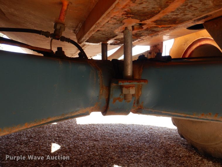 image for item II9838 Betterbilt 3350 liquid manure spreader