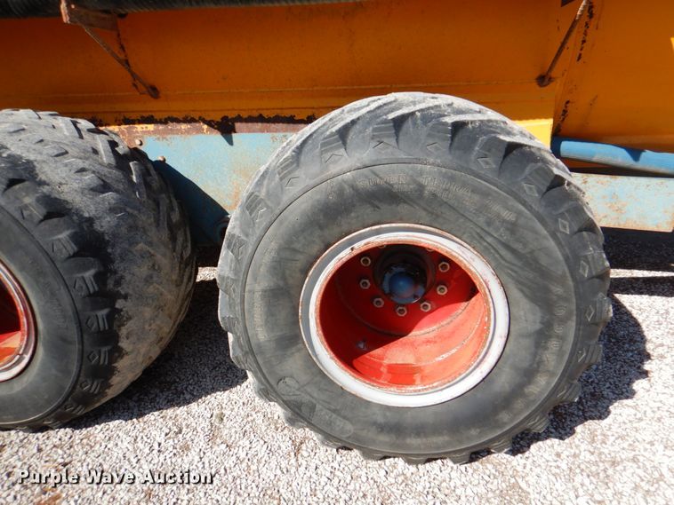 image for item II9838 Betterbilt 3350 liquid manure spreader