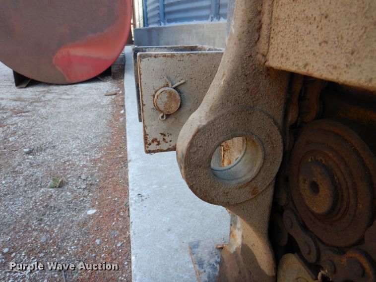 image for item II9842 Clark forklift mast