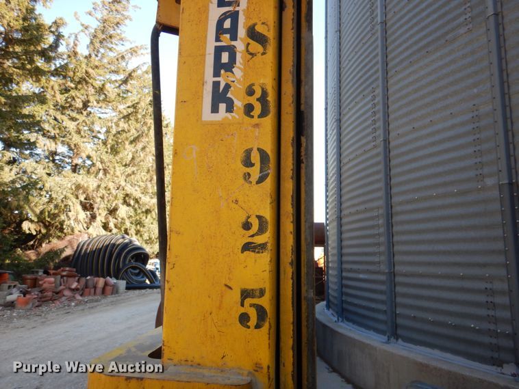 image for item II9842 Clark forklift mast