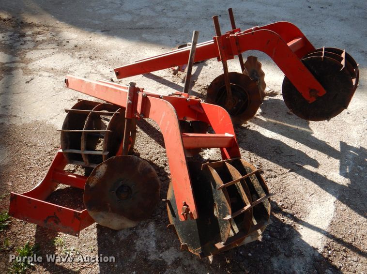 image for item II9844 (2) rolling baskets