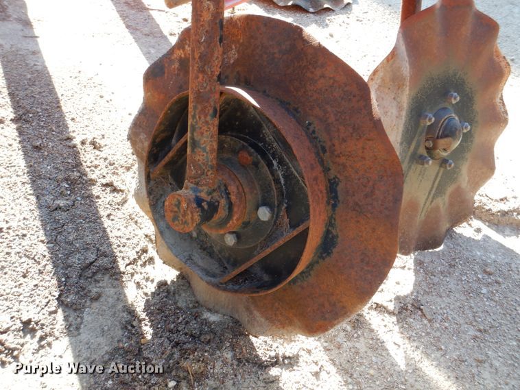 image for item II9844 (2) rolling baskets