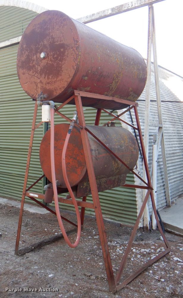 image for item II9845 (2) fuel tanks