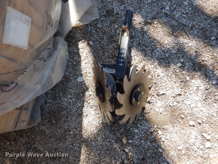 image for item II9853 (24) Yetter row cleaners