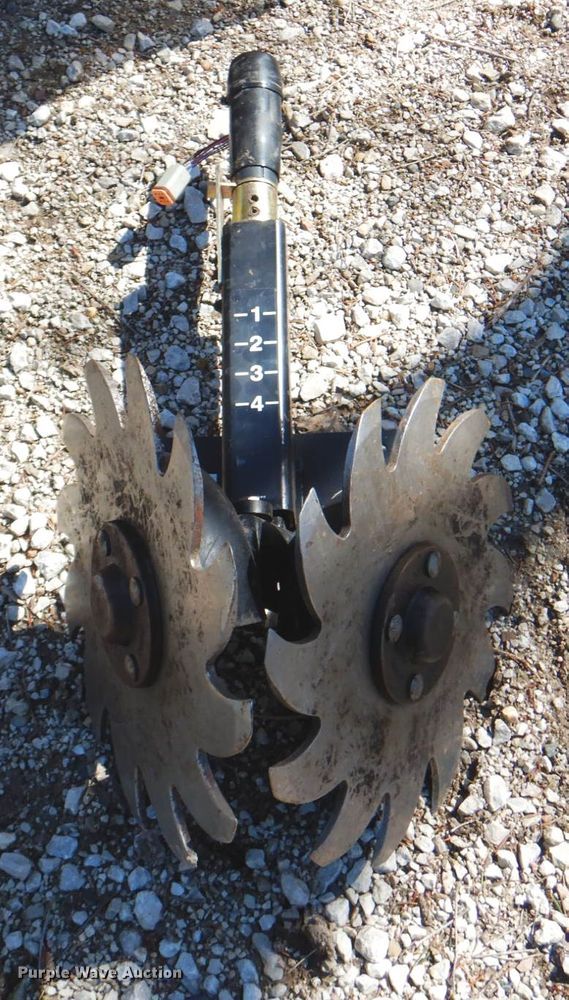 image for item II9854 (24) Yetter row cleaners