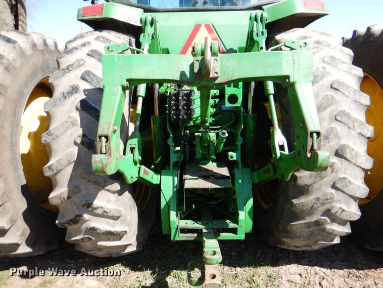 image for item II9873 1997 John Deere 8400  tractor