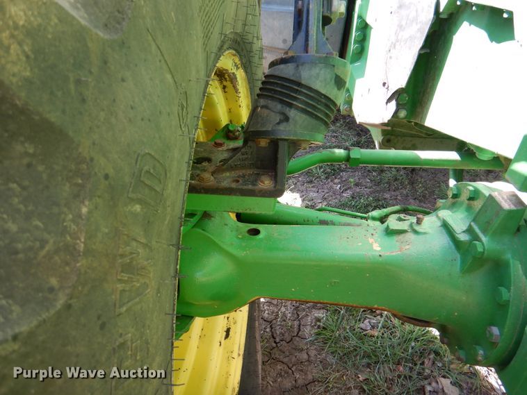 image for item II9873 1997 John Deere 8400  tractor