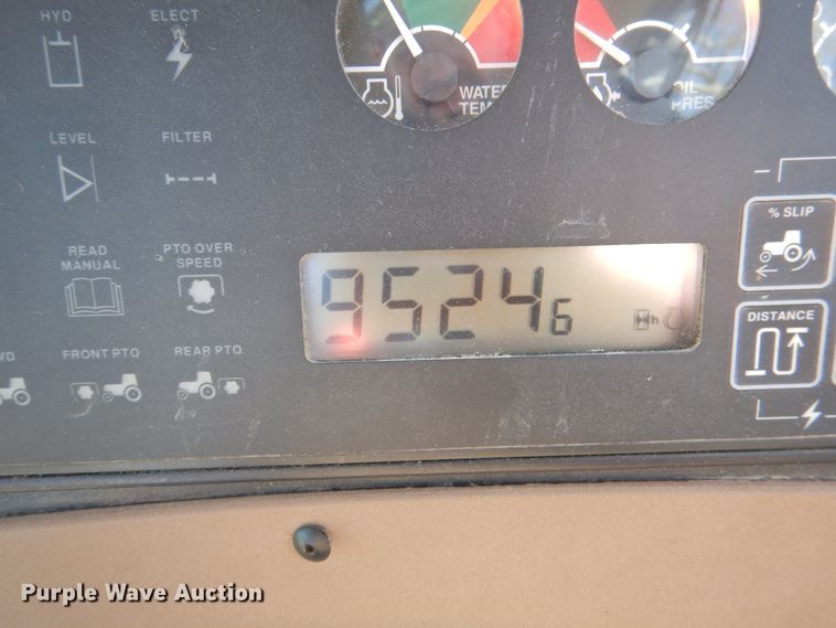 image for item II9873 1997 John Deere 8400  tractor