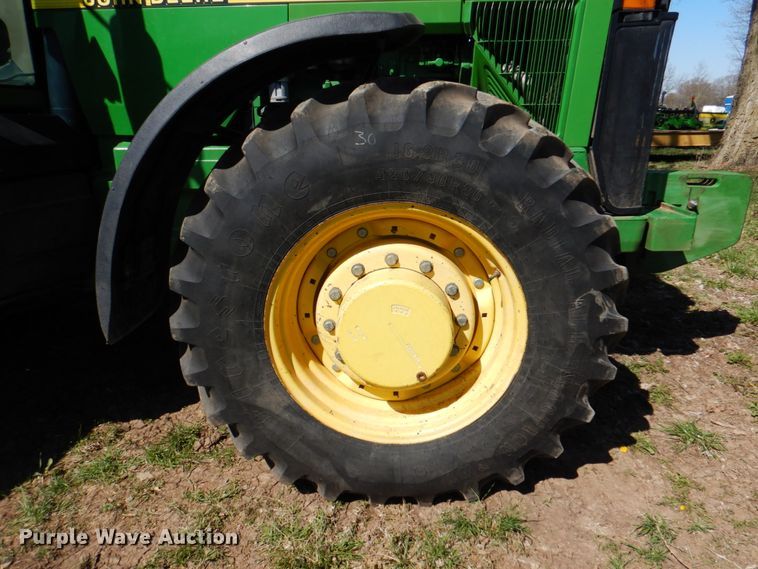 image for item II9873 1997 John Deere 8400  tractor