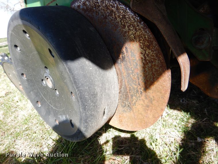 image for item II9876 John Deere 1780  planter