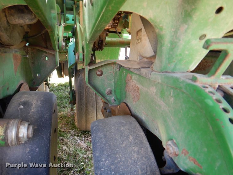 image for item II9876 John Deere 1780  planter