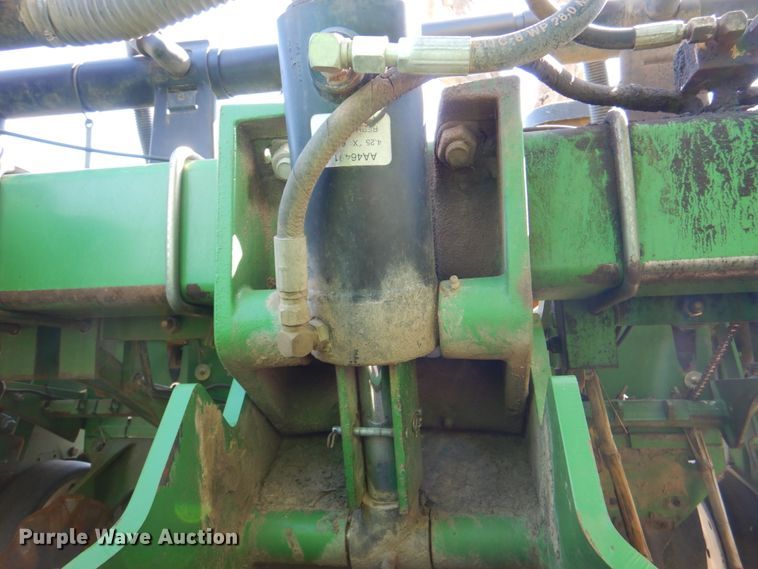 image for item II9876 John Deere 1780  planter