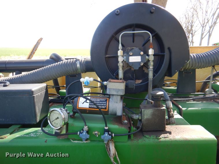 image for item II9876 John Deere 1780  planter