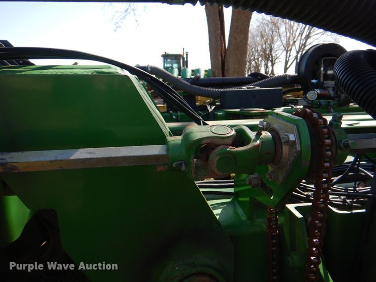 image for item II9876 John Deere 1780  planter