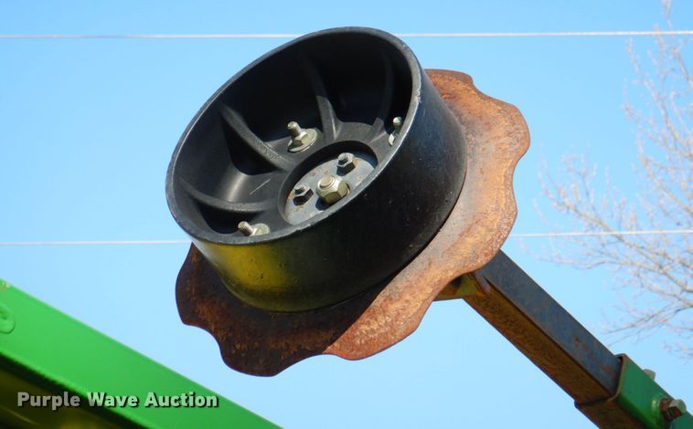 image for item II9876 John Deere 1780  planter