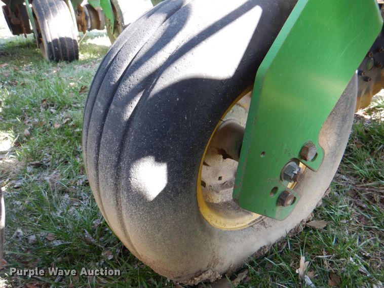 image for item II9876 John Deere 1780  planter