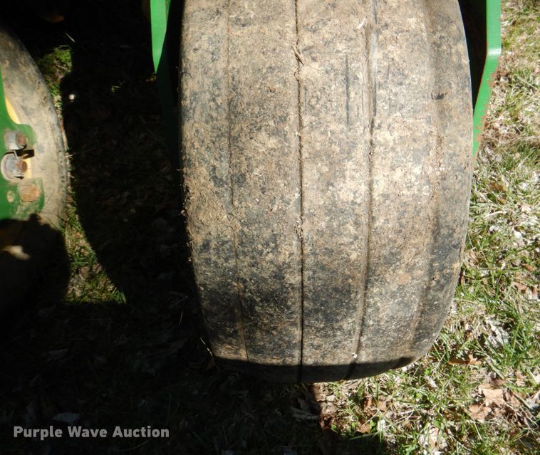 image for item II9876 John Deere 1780  planter