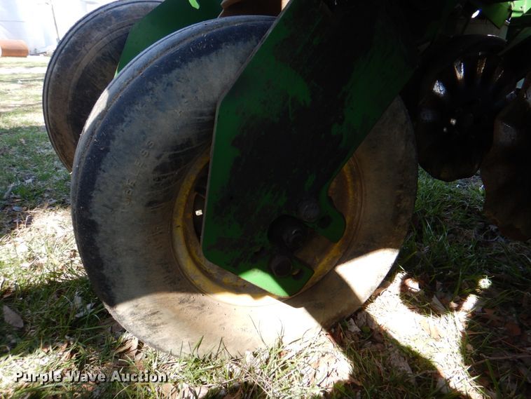 image for item II9876 John Deere 1780  planter