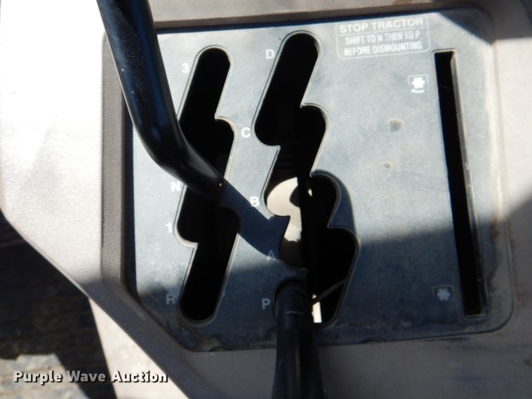 image for item II9877 2001 John Deere 9100  4WD tractor