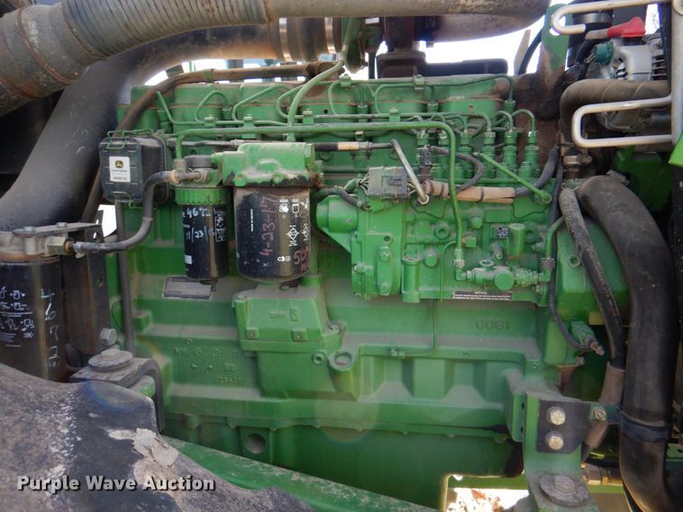 image for item II9877 2001 John Deere 9100  4WD tractor