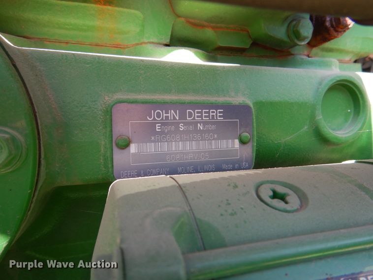 image for item II9877 2001 John Deere 9100  4WD tractor