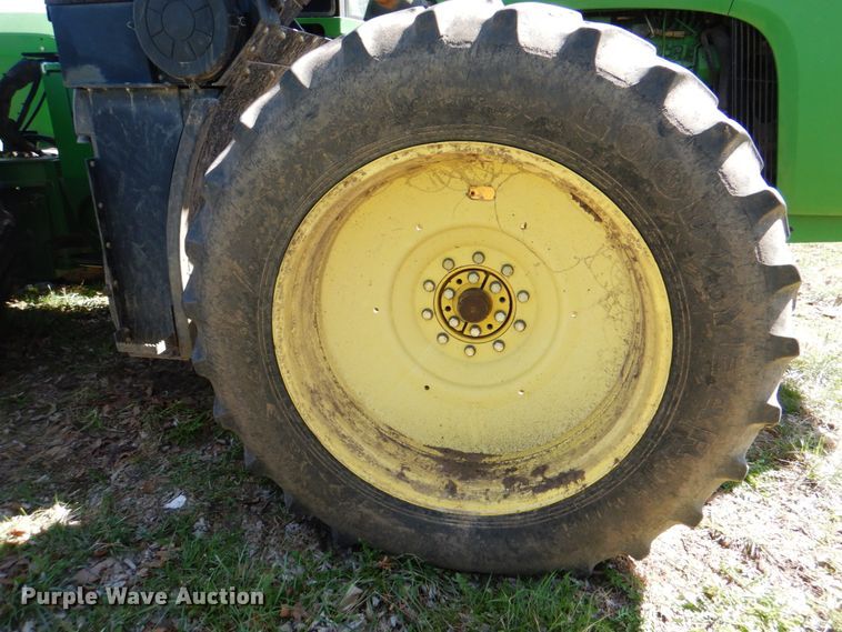 image for item II9877 2001 John Deere 9100  4WD tractor